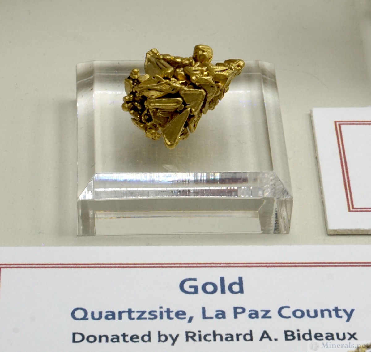 Well-Formed Gold Crystals from Quartzite, La Paz Co., AZ, The University of Arizona Gem & Mineral Museum