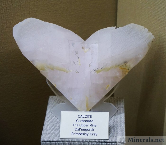 Calcite Butterfly Twin from Dalnegorsk, Russia