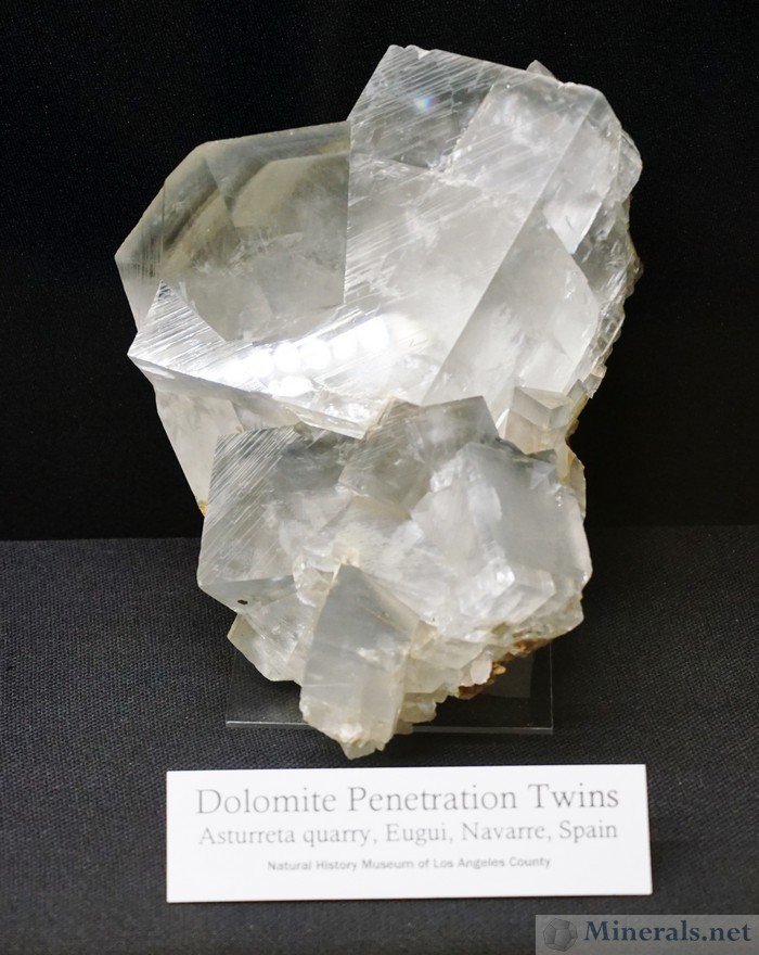 Dolomite Penetration Twins, Astuerra Quarry, Eugui, Navarre, Spain