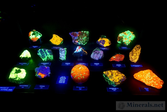 More Fluorescent Minerals Steve Kuitems Collection