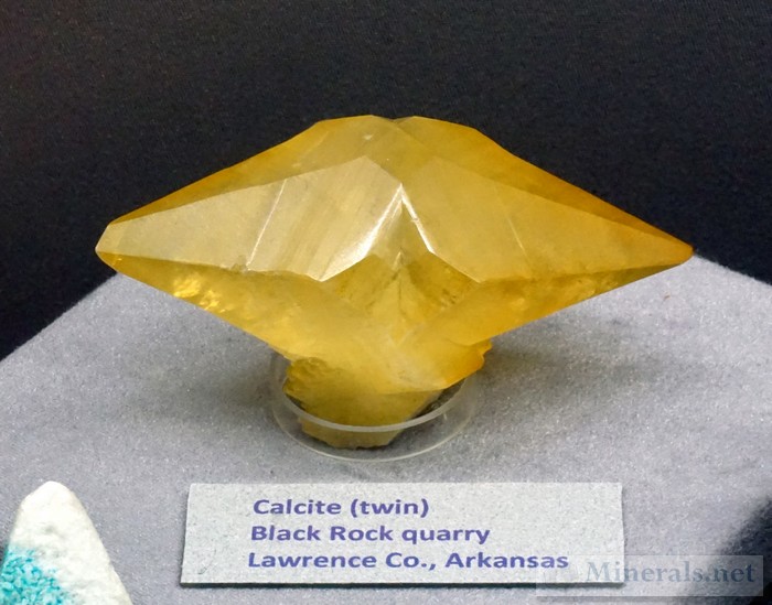 Calcite Twin from the Black Rock Quarry, Lawrence Co., AR