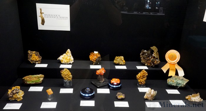 Wulfenite Mineralogical & Geological Museum at Harvard University