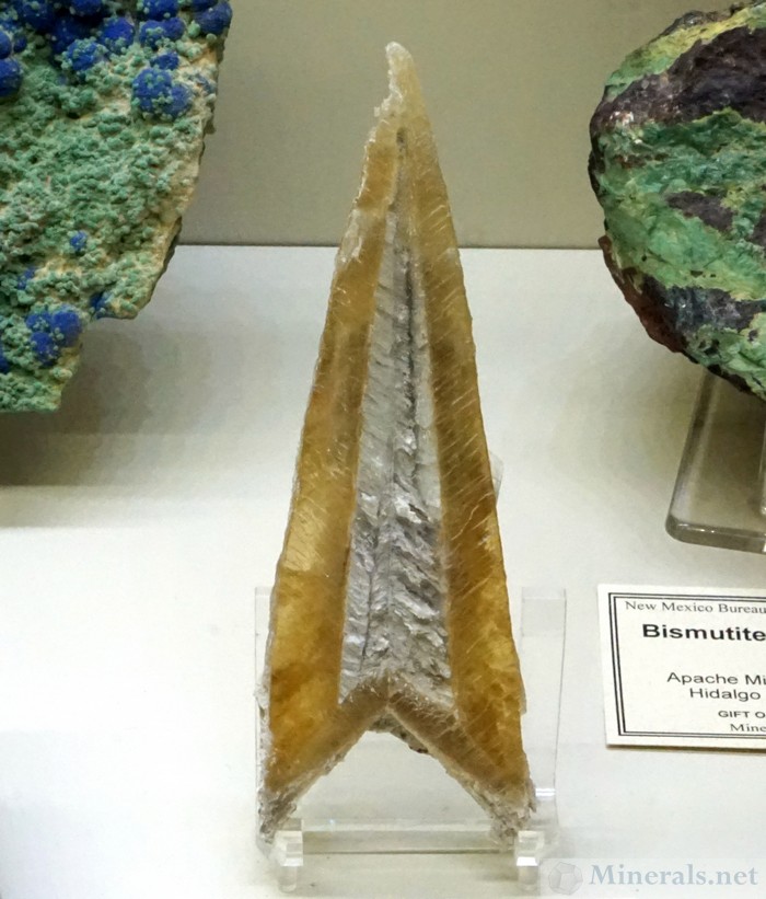 Gypsum Fishtail Twin from White Sands Missile Range, Socorro Co., New Mexico