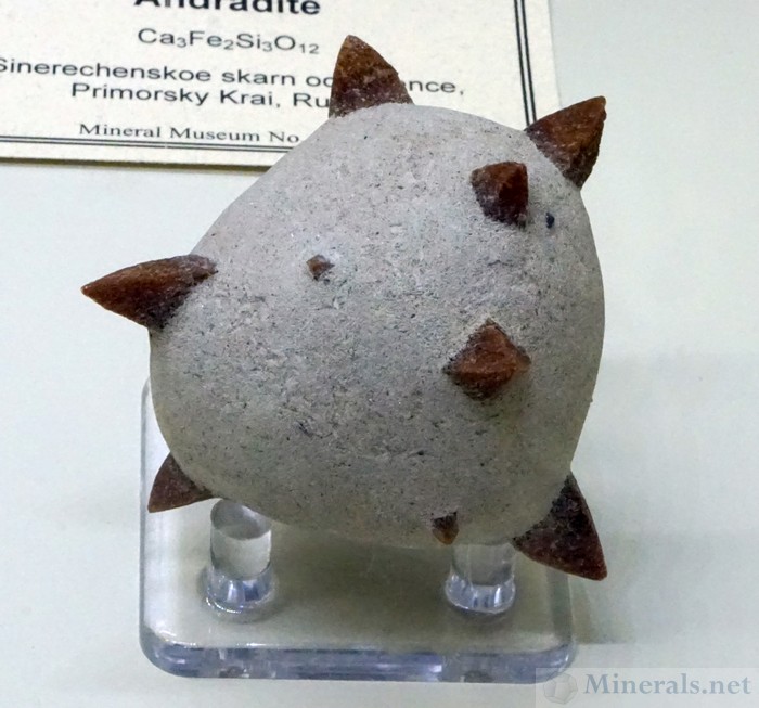 Calcite Pseudomorph after Ikaite from the Kola Peninsula, Russia