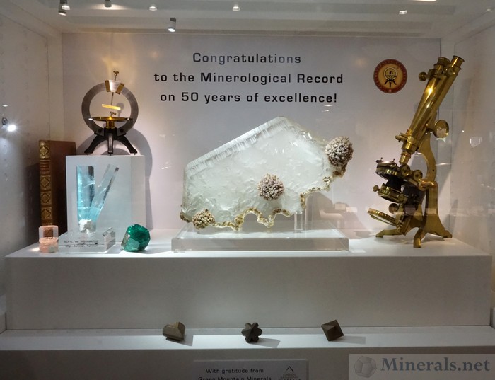 Tribute Case to the Mineralogical Record by Green Mountain Minerals