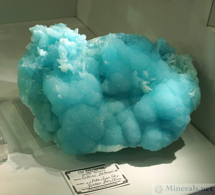 New Find of Blue Cuprian Aragonite from Wenshan Co., Yunnan, China